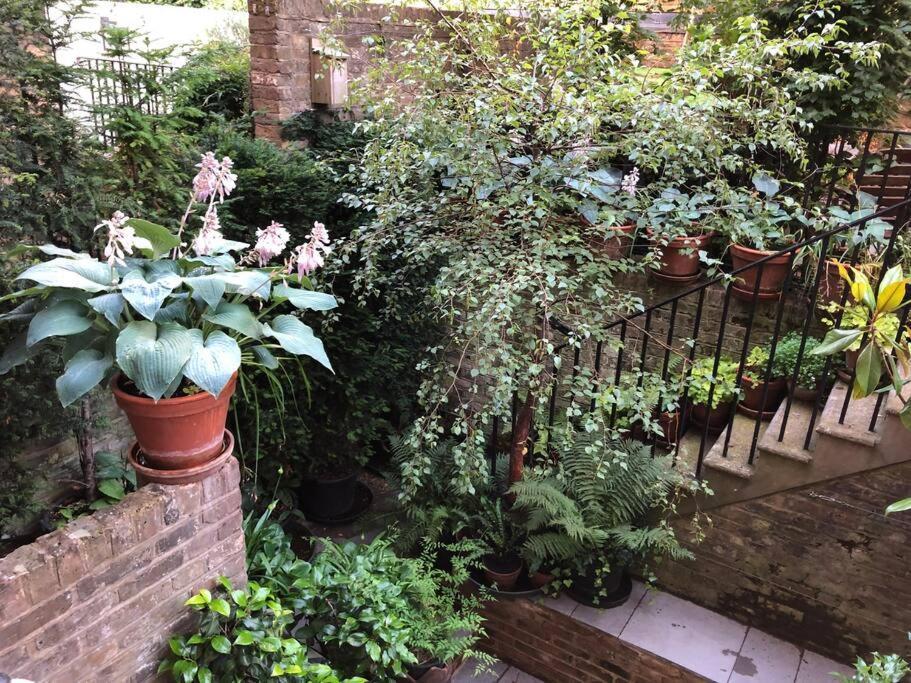 Вилла Kings Cross, Self-Contained House & Private Garden Лондон Экстерьер фото
